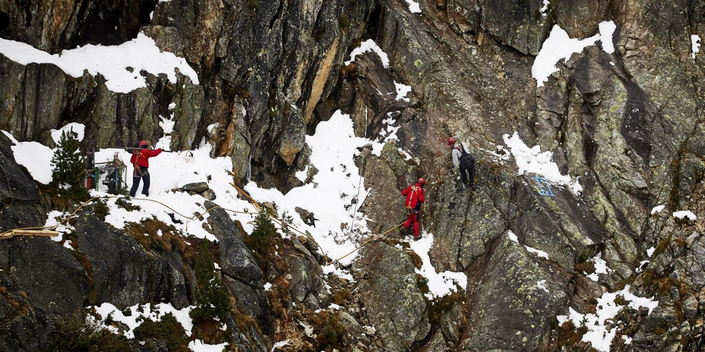 Arbeiter In Der Wand Fix Gro Ƒ